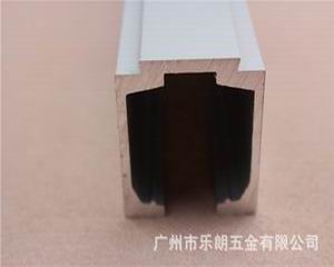 推拉门吊轨如何选择？